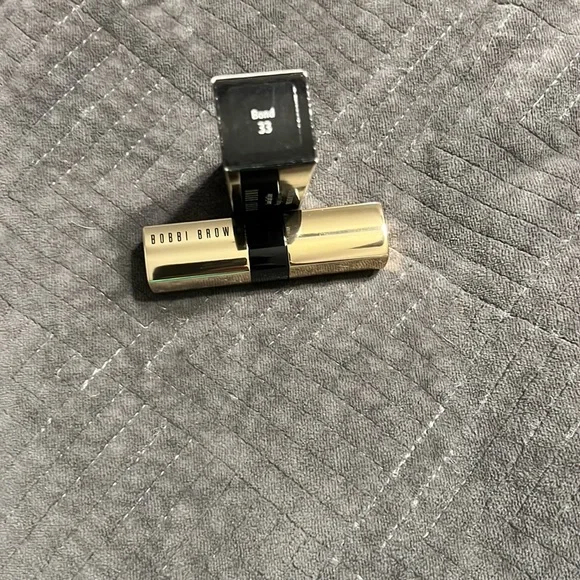 Bobbi Brown Luxe Lip Color Bond - Picture 4 of 15